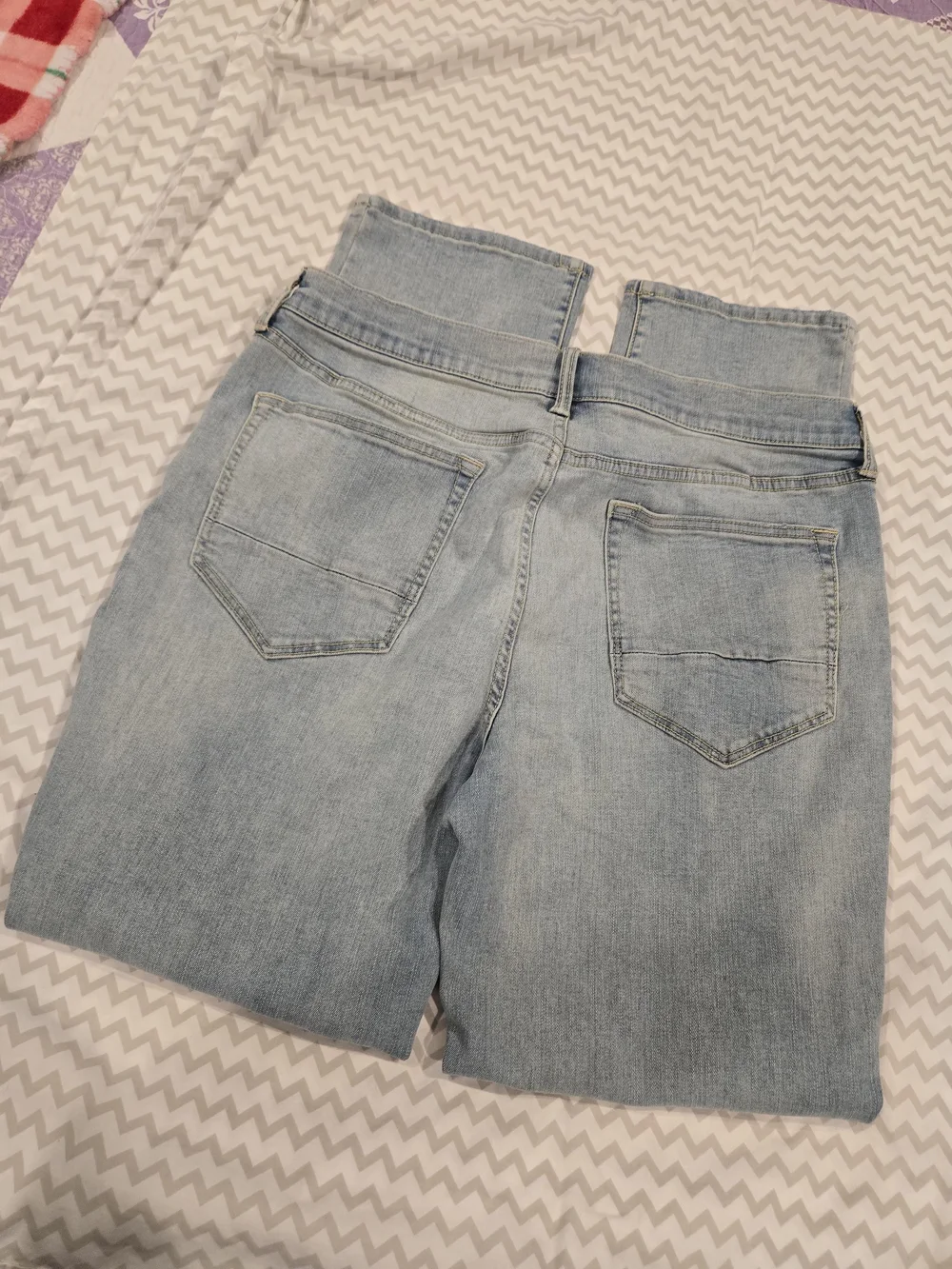 *Arizona Jean Co* Athletic Taper Jeans - Light Denim
